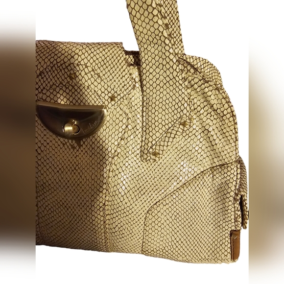 Boktier Beige Leather Scale Shoulder Bag
